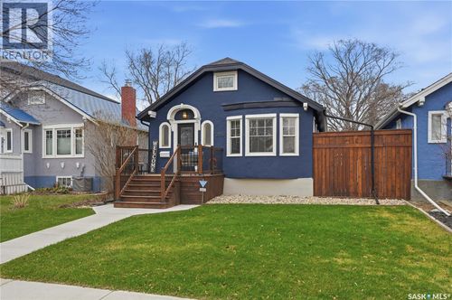 2155 Queen St, Regina, SK, S4T4C4 | Card Image