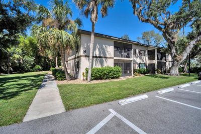 H204 - 19505 Quesada Avenue, Condo with 3 bedrooms, 2 bathrooms and null parking in Port Charlotte FL | Image 1