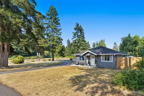 407 91st Ave Se, Lake Stevens, WA, 98258-3774 | Card Image