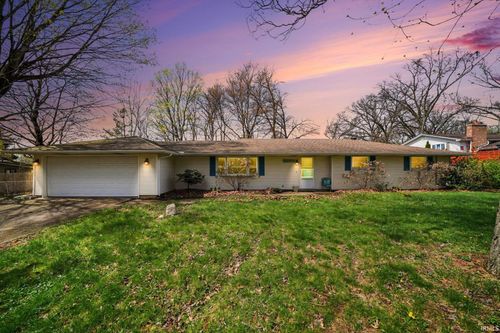 52575 Highland Drive, South Bend, IN, 46635-1219 | Card Image