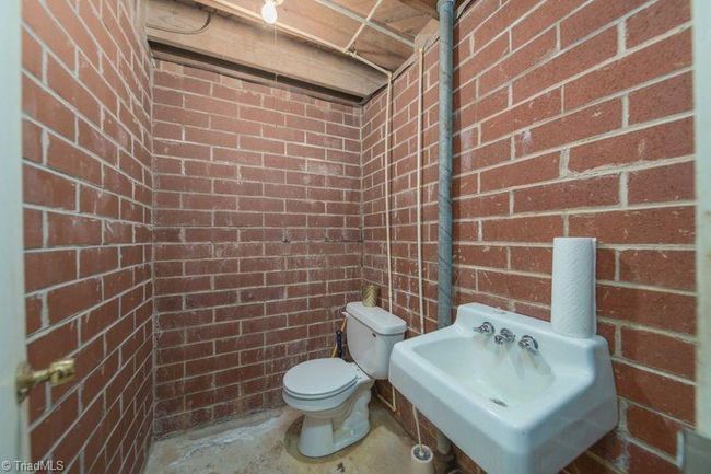 7044 Belews Creek Rd, House other with 3 bedrooms, 3 bathrooms and null parking in Belews Creek NC | Image 30