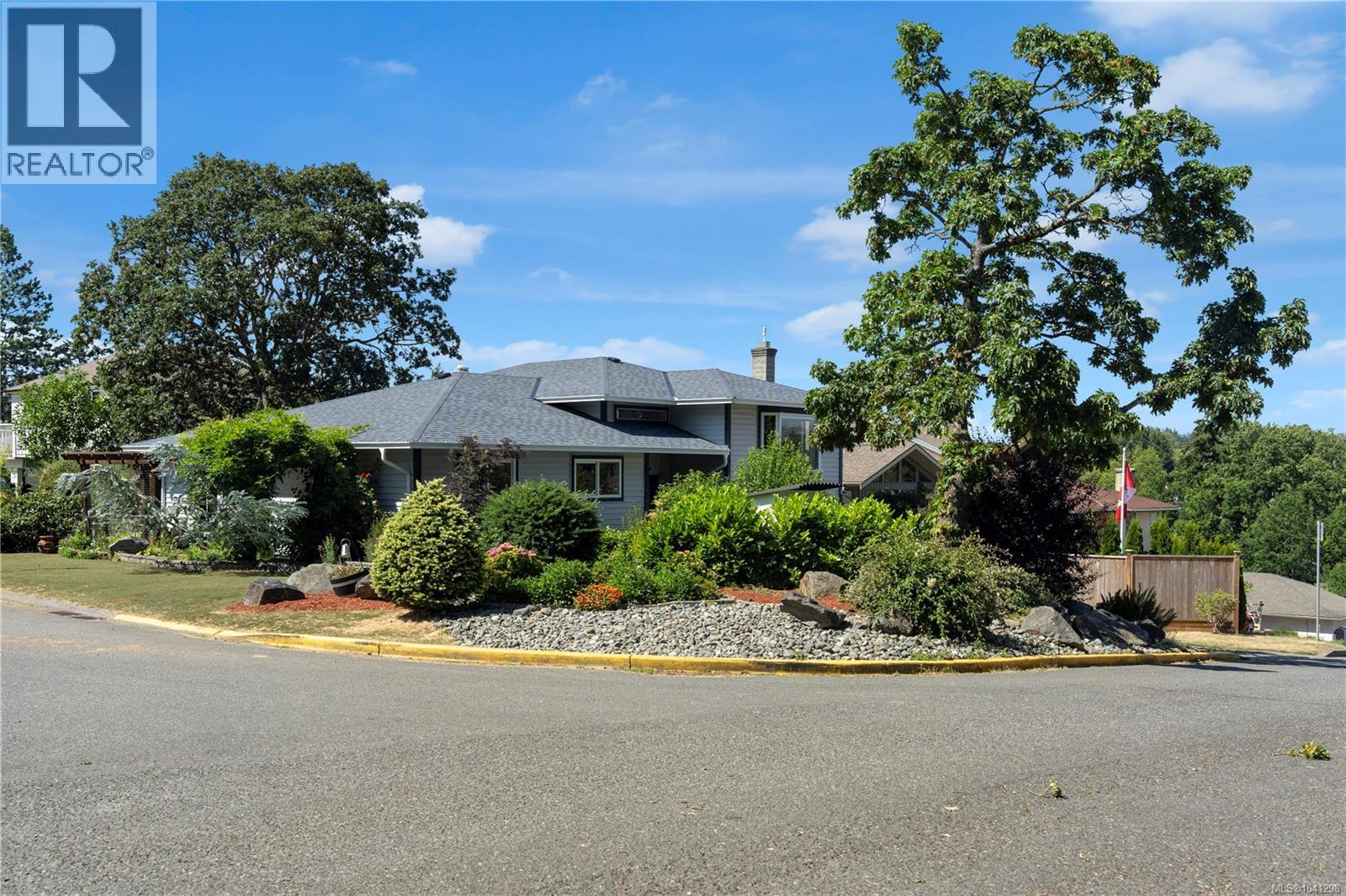 Residential in Esquimalt 5