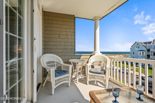 12-4 Ocean Ave, Ocean Grove, NJ, 07756-1691 | Card Image