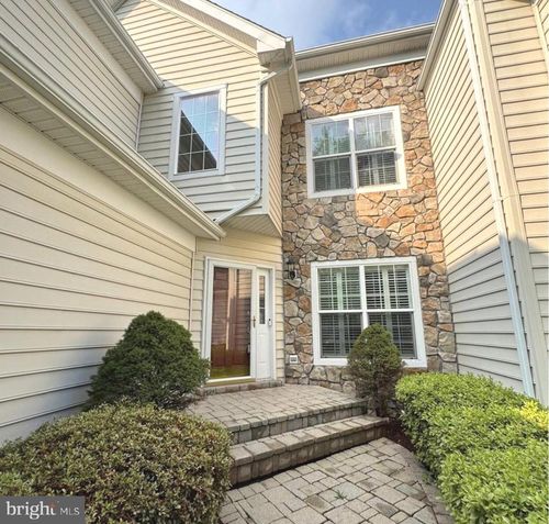 19913 Naples Lakes Ter, ASHBURN, VA, 20147-5256 | Card Image
