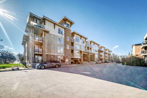 204-707 4 Street Ne, Calgary, AB, T2E3S7 | Card Image