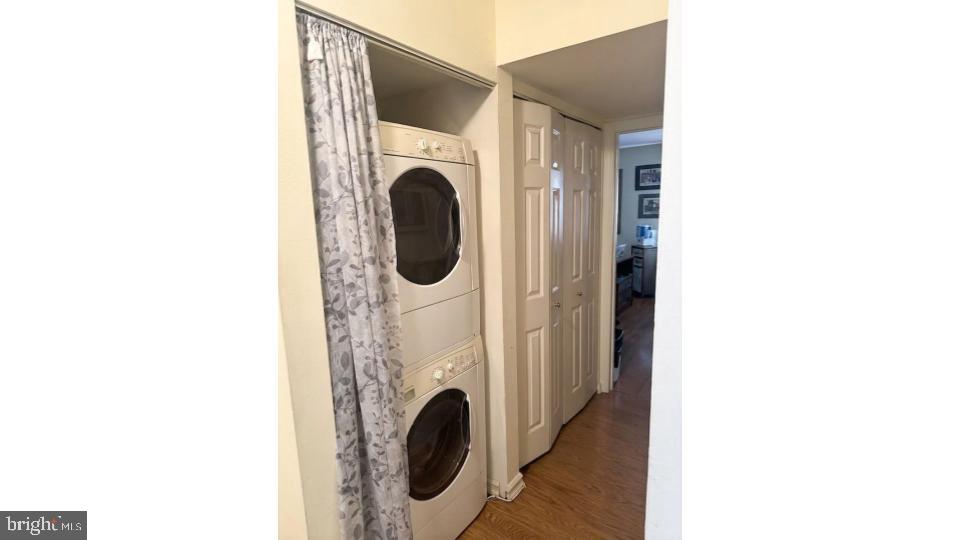 Residential in LINDENWOLD 2