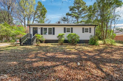 785 E River Rd, Louisburg, NC, 27549-8577 | Card Image