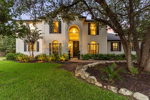 842 Sunfish St, Lakeway, TX, 78734-4412 | Card Image