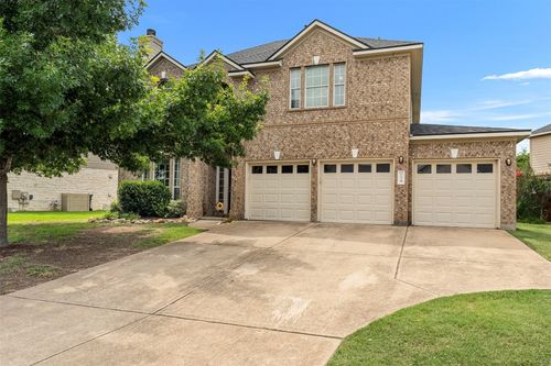 124 N Field St, Round Rock, TX, 78681-3822 | Card Image