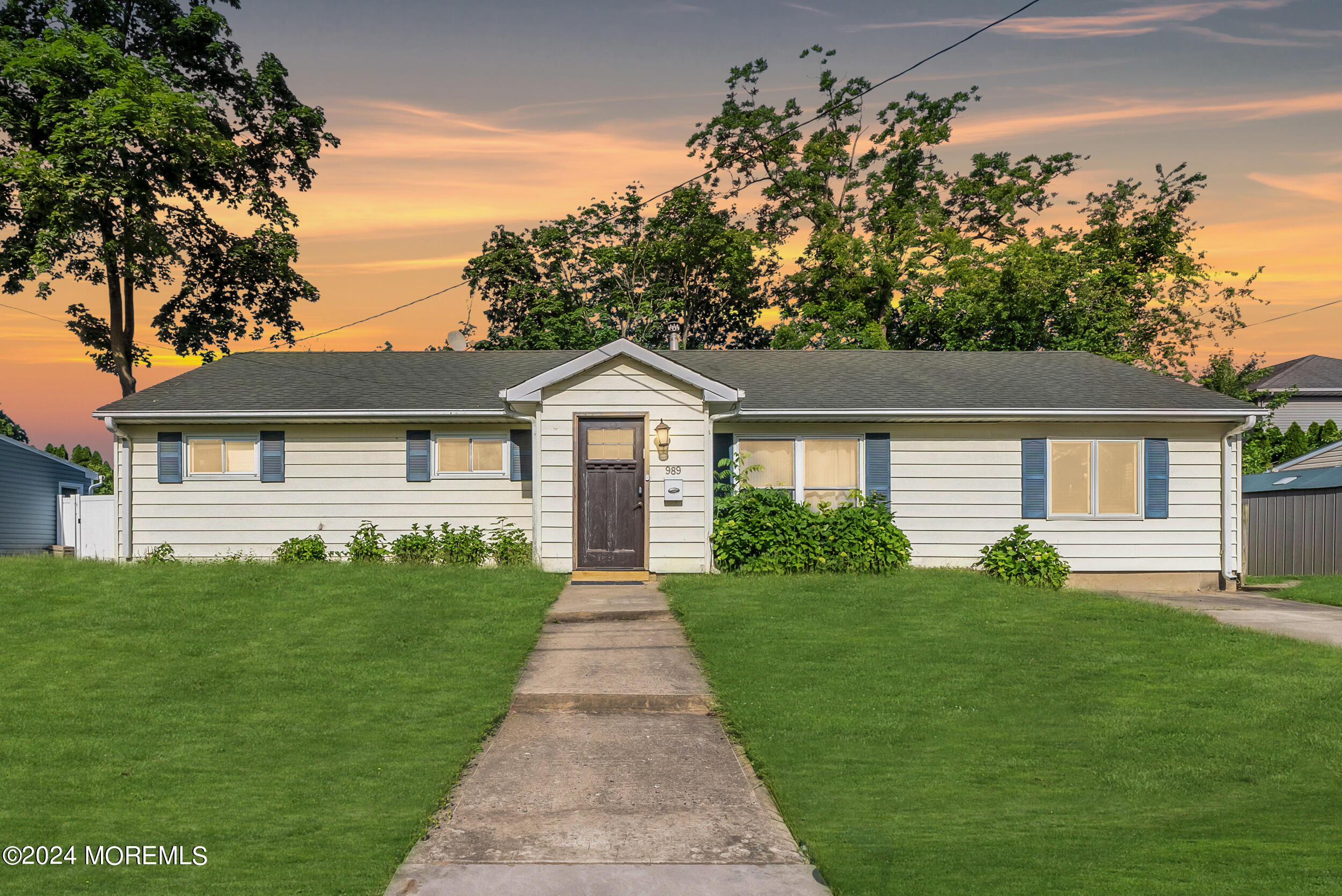 Elizabeth Ter, Long Branch, NJ 07740