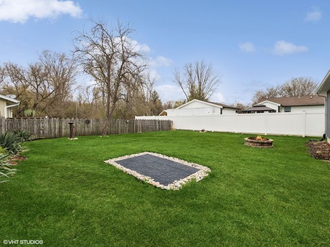 5216 Palm St, House other with 3 bedrooms, 2 bathrooms and 2 parking in Mchenry IL | Image 17