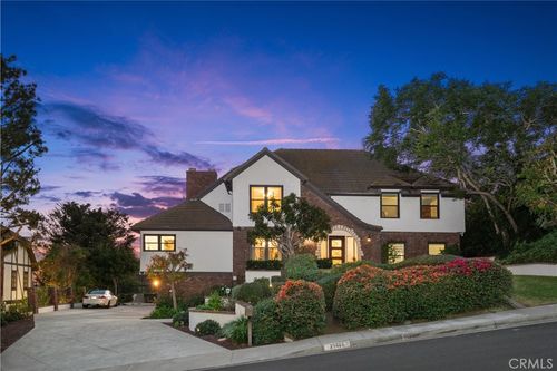 27422 Silver Creek Dr, San Juan Capistrano, CA, 92675-1526 | Card Image