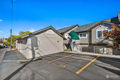 11 - 20 S Delaware Avenue, Condo with 2 bedrooms, 1 bathrooms and null parking in Wenatchee WA | Image 3