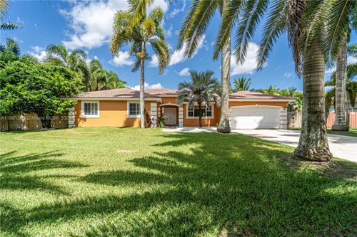 32003 Sw 205th Ave, Homestead, FL, 33030-2618 | Card Image
