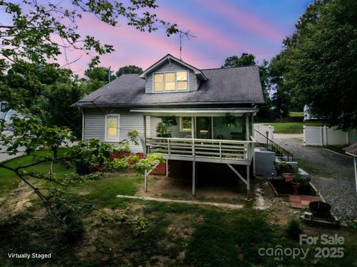 241 4th Ave N, Taylorsville, NC, 28681-2239 | Card Image