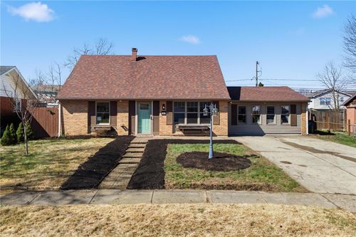 14 Laurelgrove Dr, Englewood, OH, 45322-3141 | Card Image