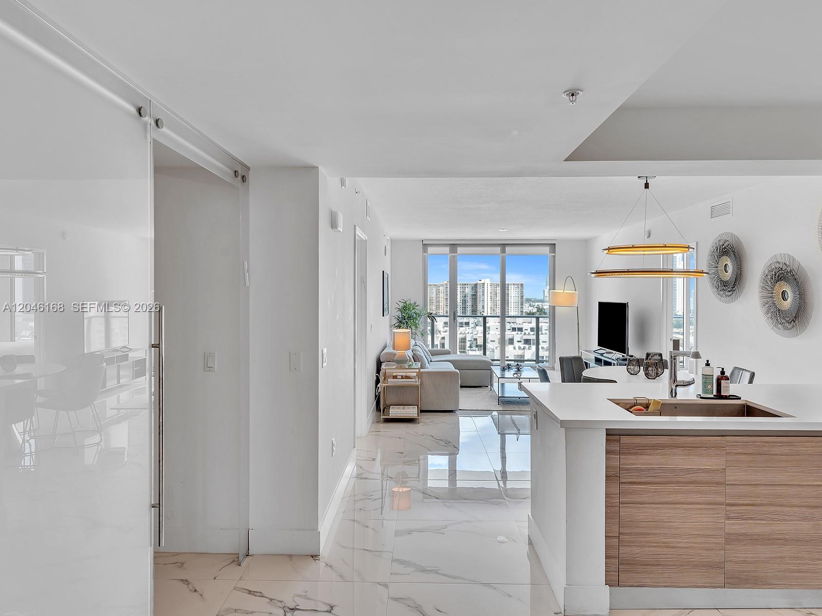 Residential in Sunny Isles Beach 2