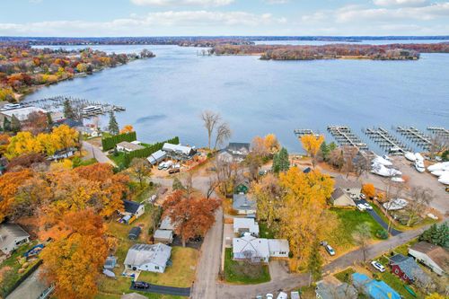 25 Waseca Avenue, Tonka Bay, MN, 55331 | Card Image