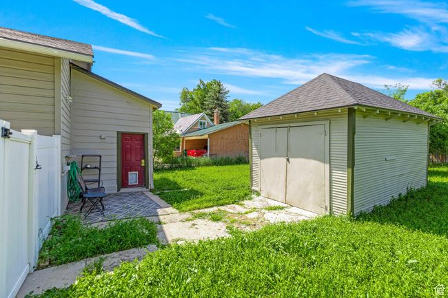 View of yard | Image 22