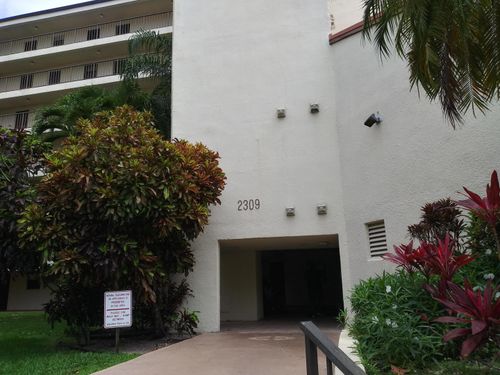 714c-2309 S Cypress Bend Dr, Pompano Beach, FL, 33069-5677 | Card Image