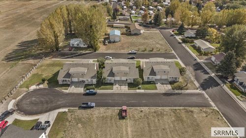 545 Elm Ave, Saint Anthony, ID, 83445-1229 | Card Image