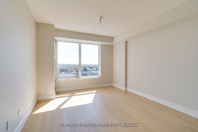 709 - 7 N Park Rd, Condo with 2 bedrooms, 2 bathrooms and 1 parking in Vaughan ON | Image 13