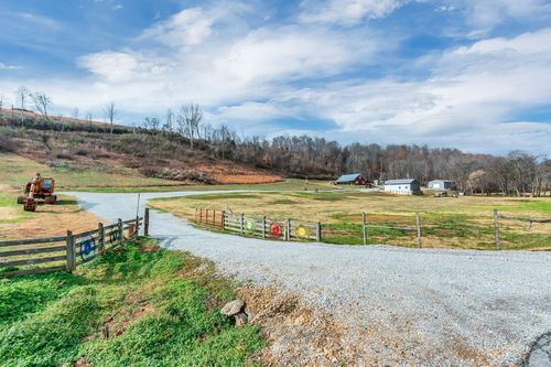 14035 Campbellsville Rd, Lynnville, TN, 38472 | Card Image