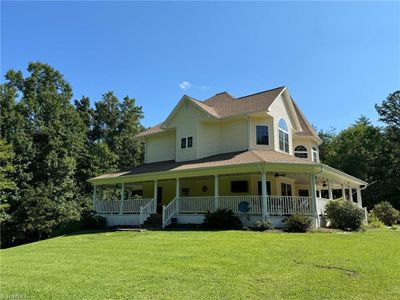 336 Benge Drive, House other with 4 bedrooms, 3 bathrooms and null parking in Elkin NC | Image 3