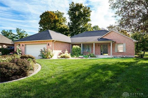 827 Shaney Ln, Brookville, OH, 45309-1375 | Card Image