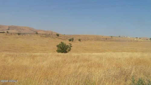 NNA Cheyne Rd/Falcon Ridge Rd, Zillah, WA, 98953 | Card Image