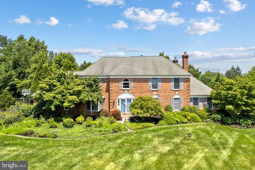 1233 Laura Ln, North Wales, PA, 19454-3664 | Card Image