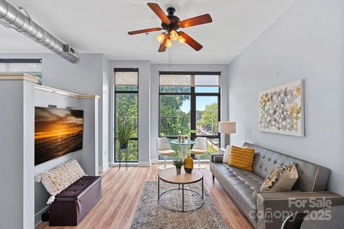 unit-302-514 W 10th St, Charlotte, NC, 28202-1505 | Card Image