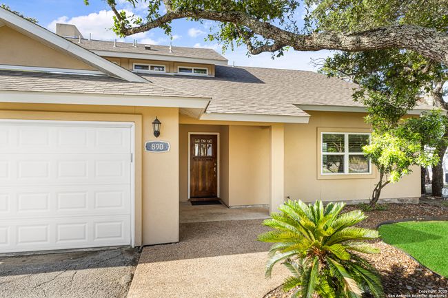 890 Live Oak, House other with 3 bedrooms, 3 bathrooms and null parking in Spring Branch TX | Image 4