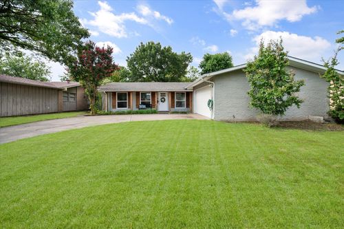 3234 High Lark Dr, Dallas, TX, 75234-7734 | Card Image