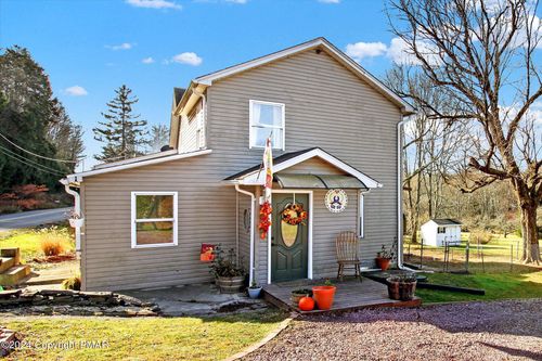 379 Dotters Corner Rd, Kunkletown, PA, 18058-7863 | Card Image