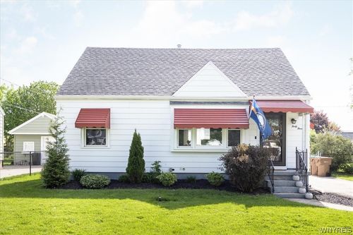 43 Oehman Blvd, Cheektowaga, NY, 14225-2117 | Card Image