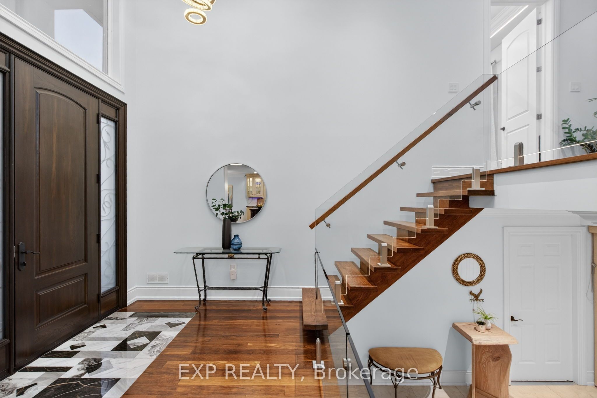 Residential in Oakville 5
