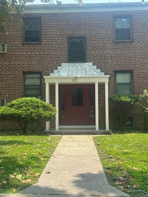 apt-d-6 Lawrence Dr, White Plains, NY, 10603-1361 | Card Image