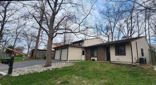 5066 Stellhorn Road, Fort Wayne, IN, 46815 | Card Image