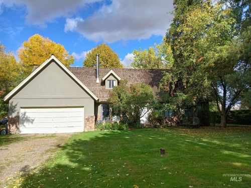 2465 Center Ave, Payette, ID, 83661-2700 | Card Image