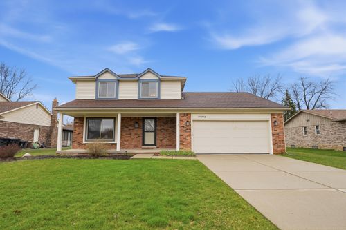 37962 Munger Drive, Livonia, MI, 48154 | Card Image