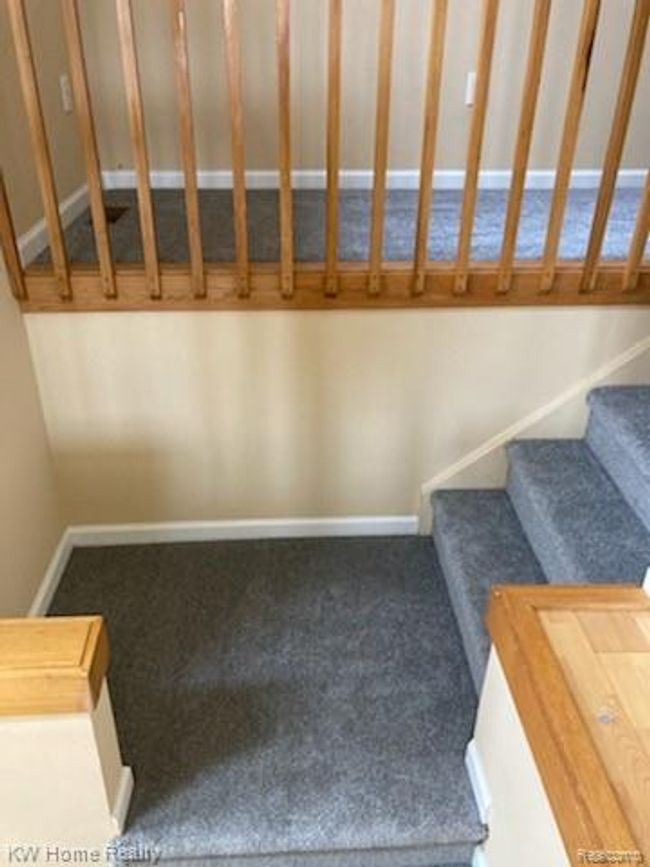 Newly Carpeted Staircase | Image 23