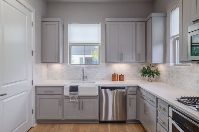 2513 Moreno St, House other with 4 bedrooms, 4 bathrooms and 2 parking in Austin TX | Image 7