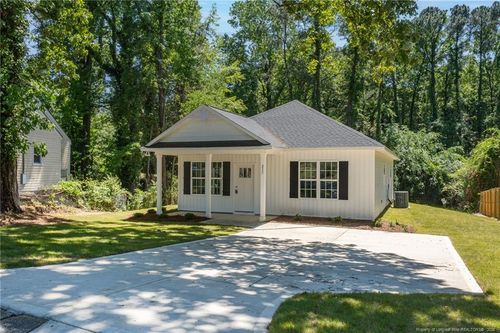 237 Windsor Dr, Fayetteville, NC, 28301-4368 | Card Image
