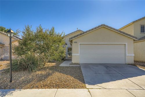 4929 Royal Lake Ave, Las Vegas, NV, 89131-3658 | Card Image