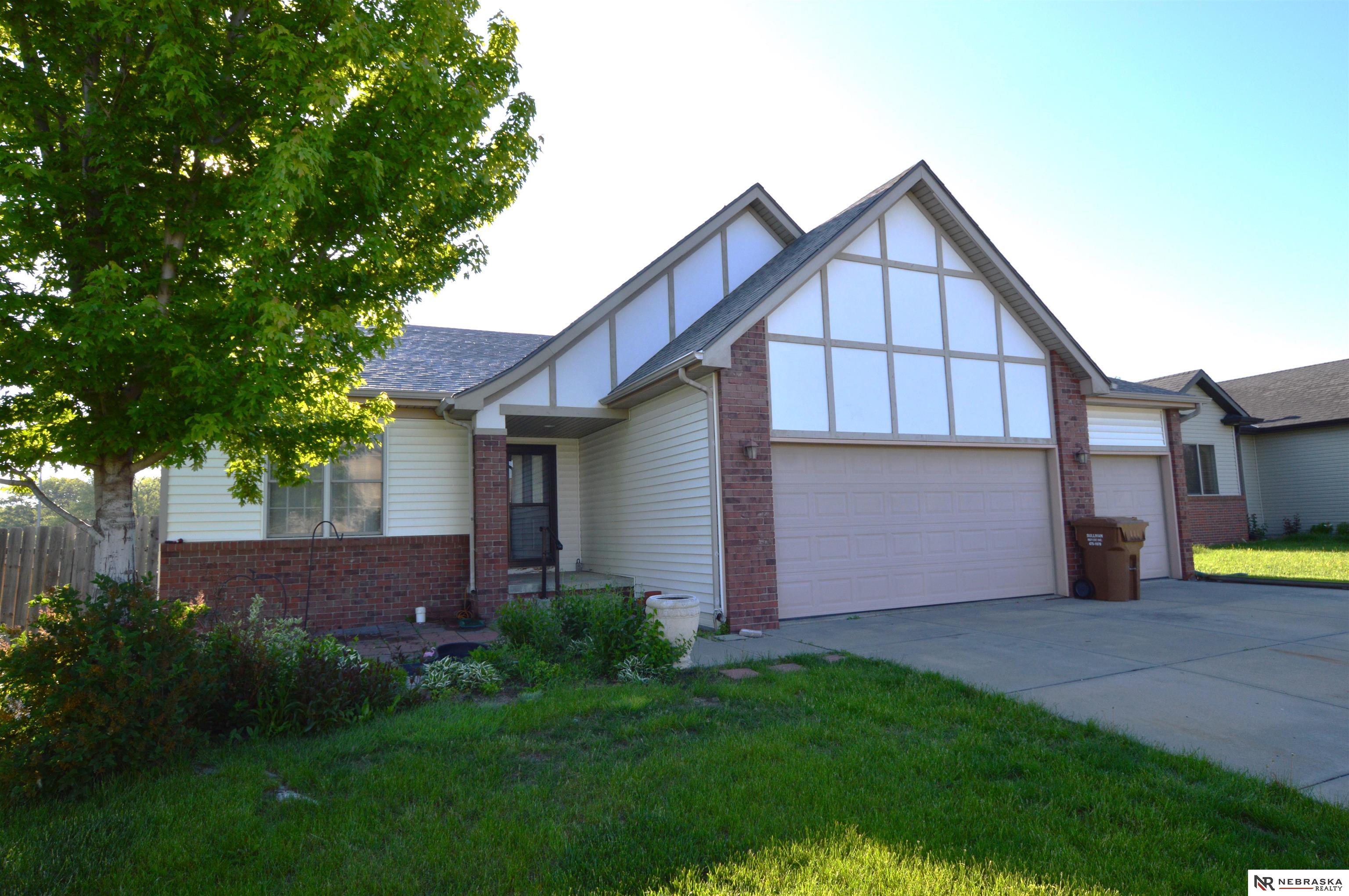13th St, Lincoln, NE 68521