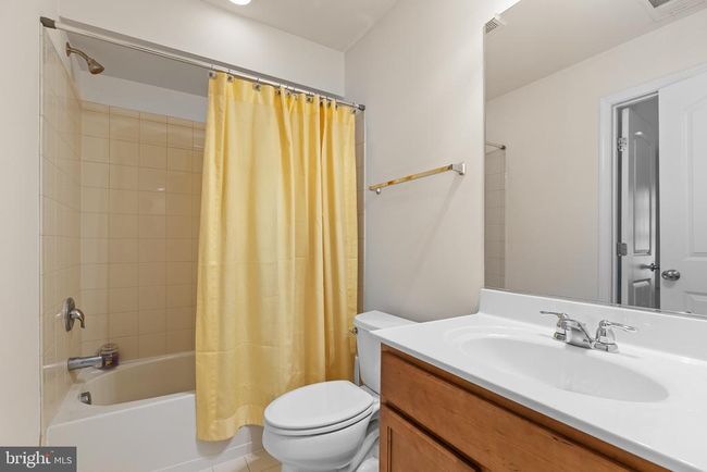 154 Cambridge Way, Townhouse with 4 bedrooms, 4 bathrooms and null parking in Warrenton VA | Image 33
