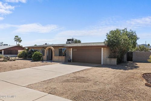 4001 E Becker Ln, Phoenix, AZ, 85028-3529 | Card Image