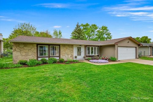 1185 Case Ln, Elgin, IL, 60120-4666 | Card Image