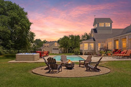 211 Pintail St, Kyle, TX, 78640-8840 | Card Image